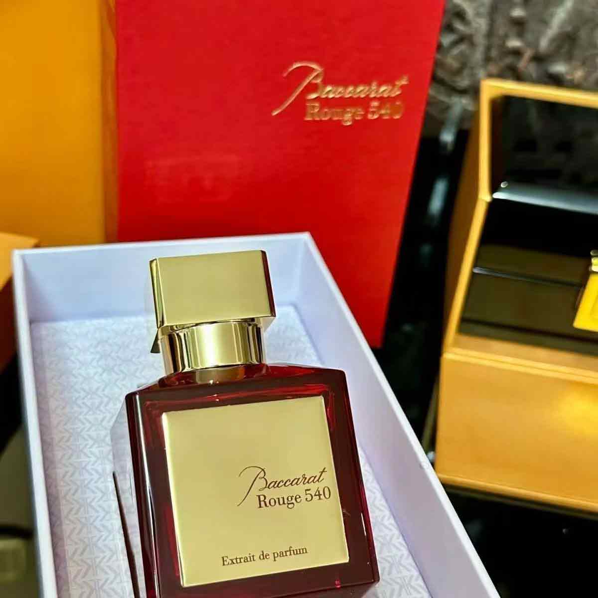 น้ำหอม Baccarat 540 essence กล - Amber Musk Oil บทวิจารณ์และราคา
