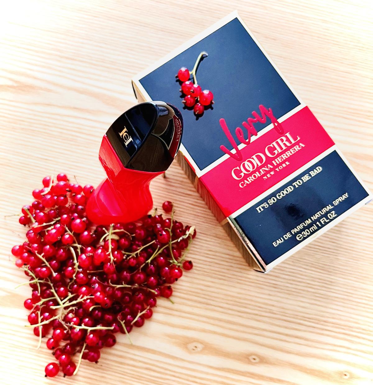 คาร์โรไลนา เฮเรร่า วีรี่ กู๊ด  - Perfume Fragrance Vanilla บทวิจารณ์และราคา